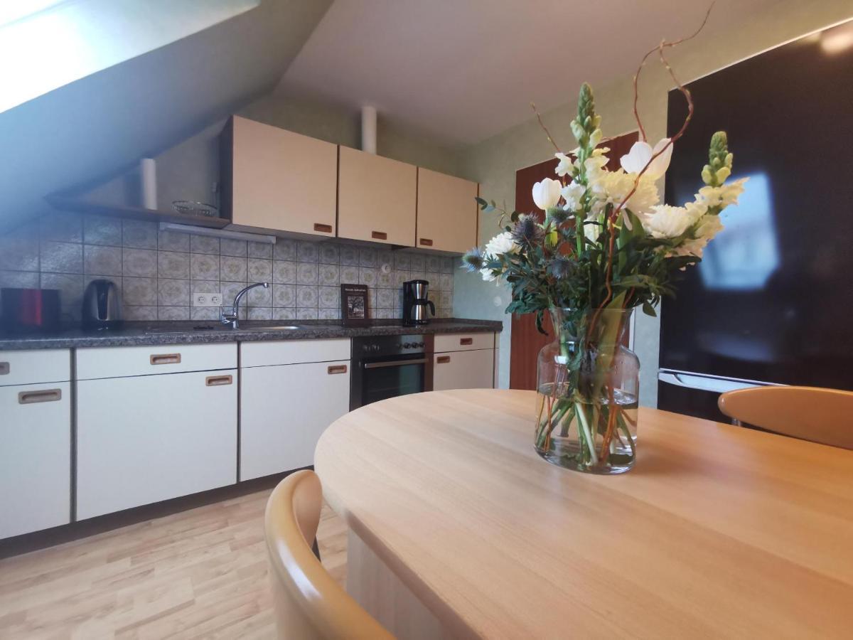Ferienwohnung Ammerland-Blüte Westerstede Exterior foto